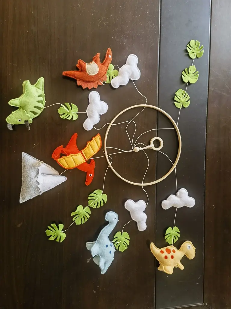 [2606151] Baby crib mobile with music, d